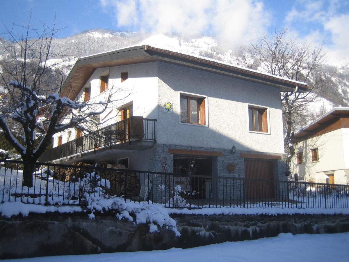 Chalet Avec Jardin บูร์-แซ็งต์-โมริซ ภายนอก รูปภาพ